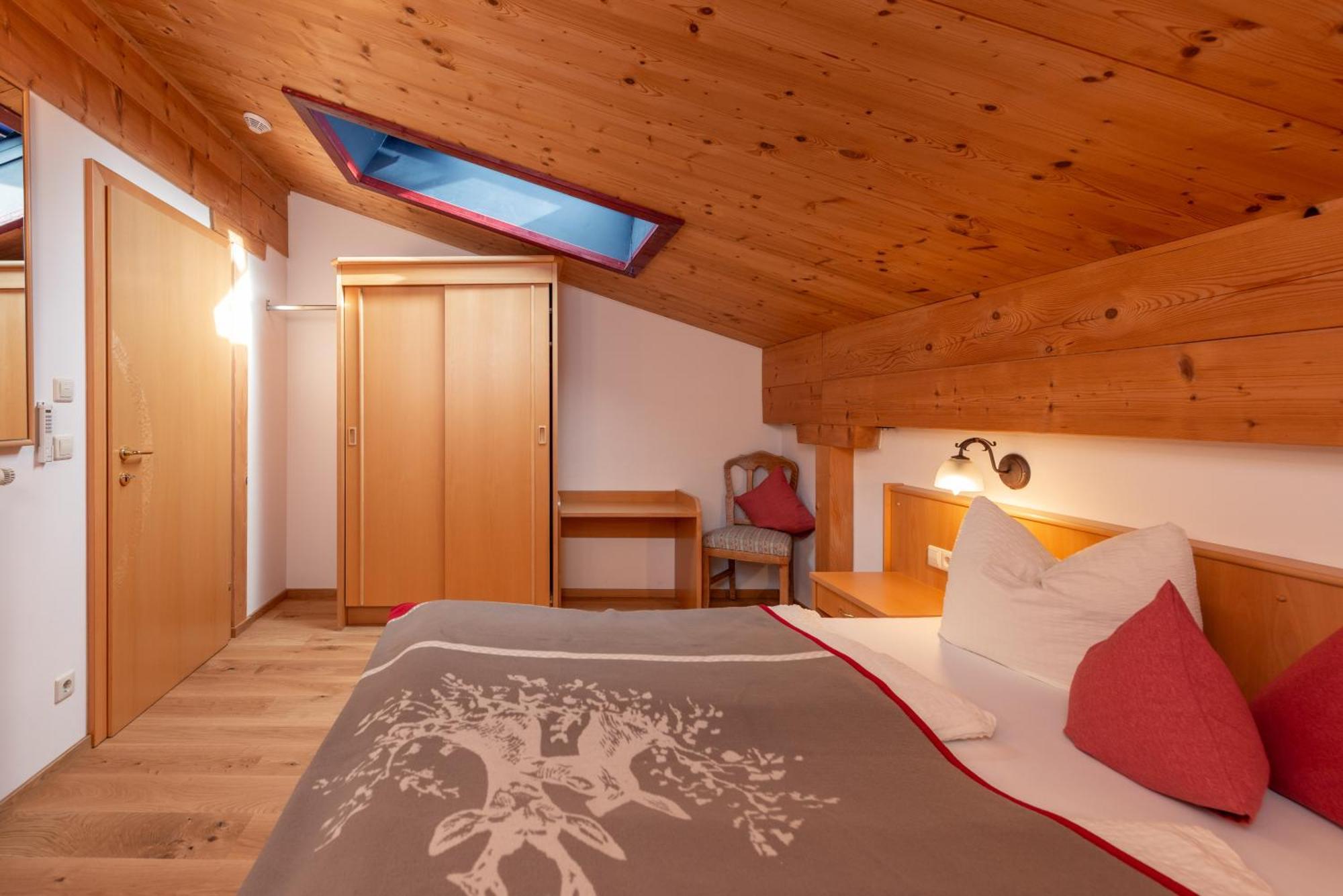 Wellnesshaus Reichelt Aparthotel Радщат Стая снимка